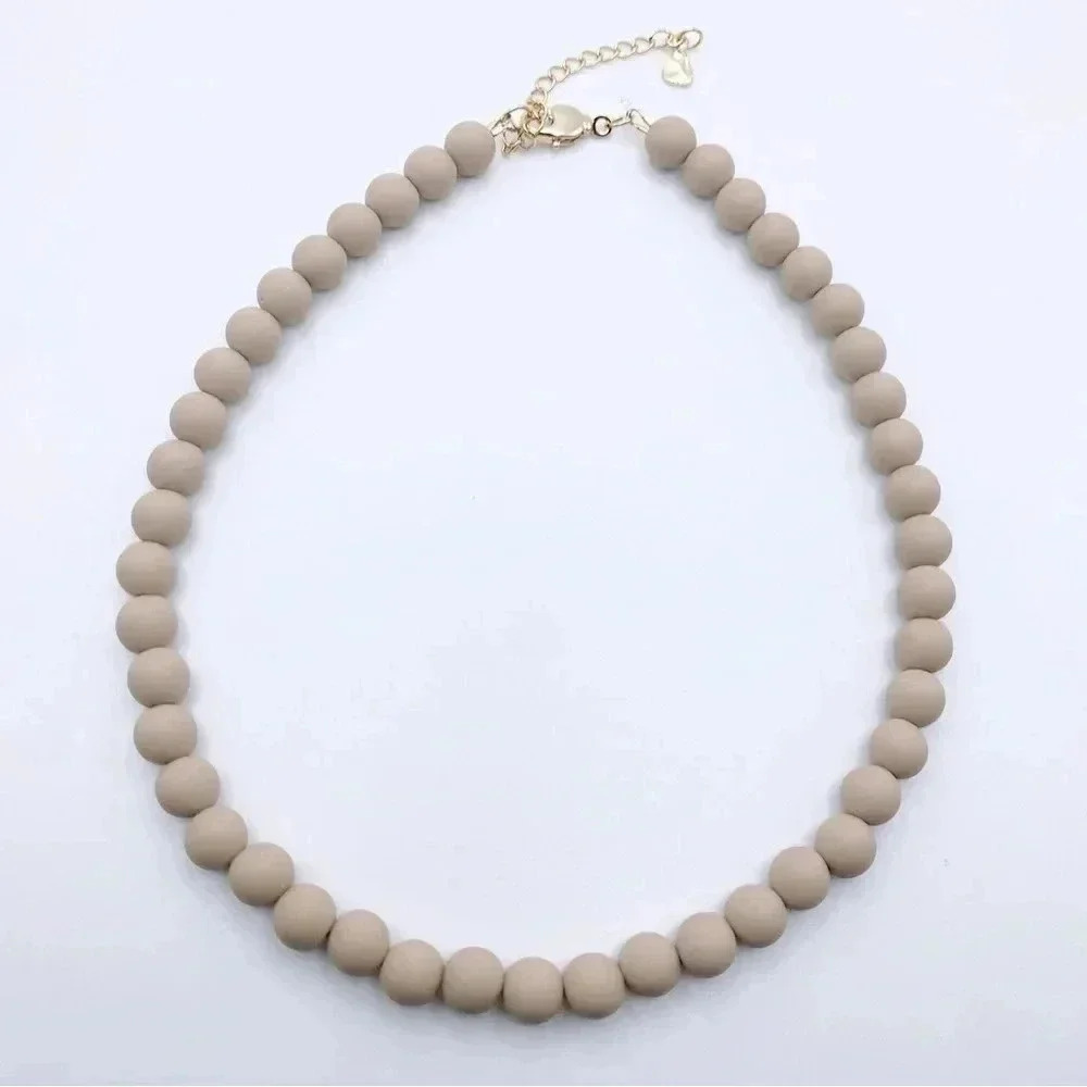 MATTE Beaded Choker